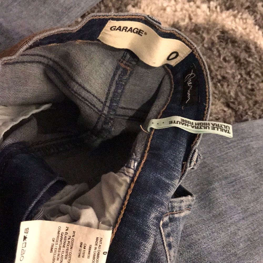 Blue jeans - Picture 3 of 3